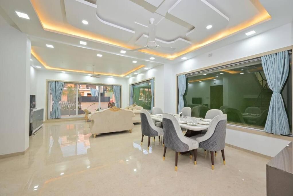 Royal Paradise Villa Lonavala Buitenkant foto