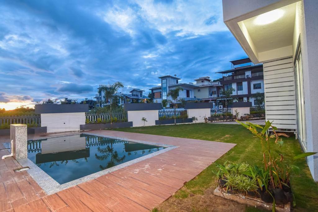 Royal Paradise Villa Lonavala Buitenkant foto
